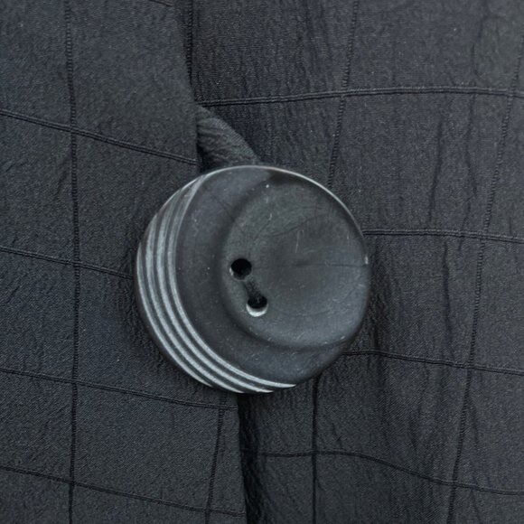 Susan Graver Women’s Black Textured Jacket With Single Button Sz MP - Picture 5 of 8